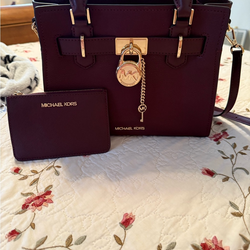 Michael Kors Women's Maroon Handbag and Wallet Set